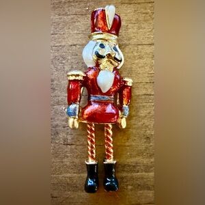 Vintage 1965-1980s VERO Nutcracker Brooch Moving Legs Gold Tone Enamel